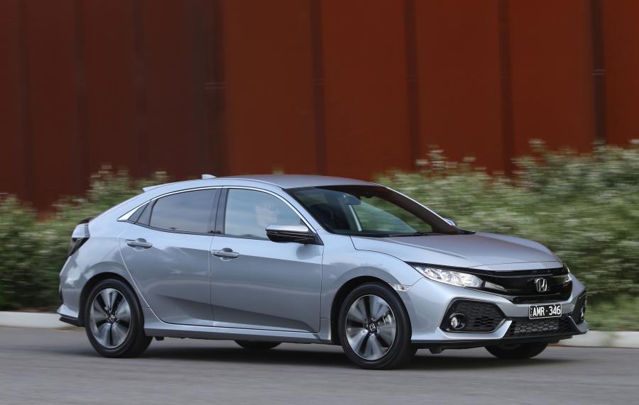  Honda Civic VTi-L Hatchback 2017 года  (AU) (фото 34 из 40)